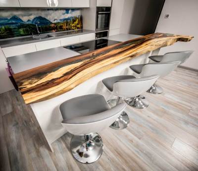 BRATISLAVA - BAROVÝ PULT