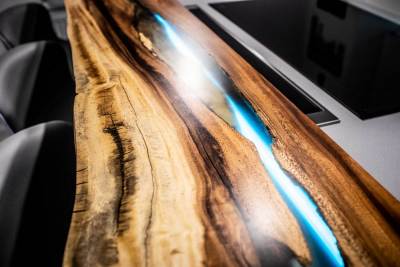 BRATISLAVA - BAROVÝ PULT