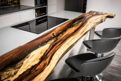 BRATISLAVA - BAROVÝ PULT