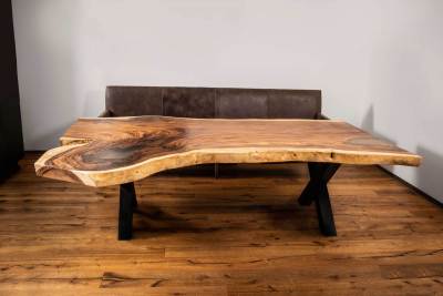 HLOHOVEC - KONFERENČNÝ STÔL