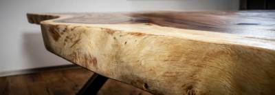 HLOHOVEC - KONFERENČNÝ STÔL